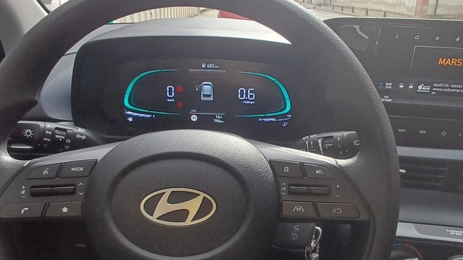 Arabası olmayan erkeği sadece annesimi sever?