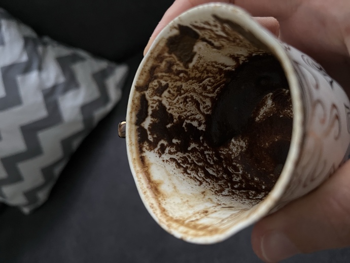 Aranızda kahve falı bakabilen var mı arkadaşlar?