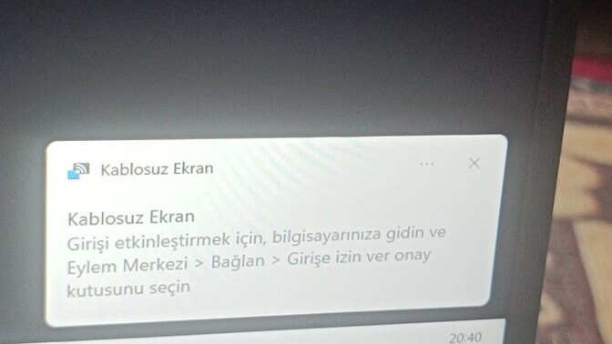 Telefon ekranını laptop yansıtım laptop dan kontrol etmek istiyorum bu çıkıyor ne yapmalıyım?