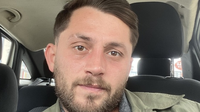 Story olarak paylaşsam mı sizce?