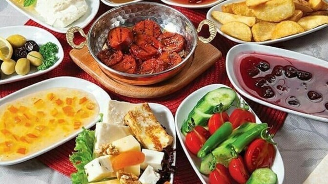 Kahvaltı da yemek yenir mi sizce?