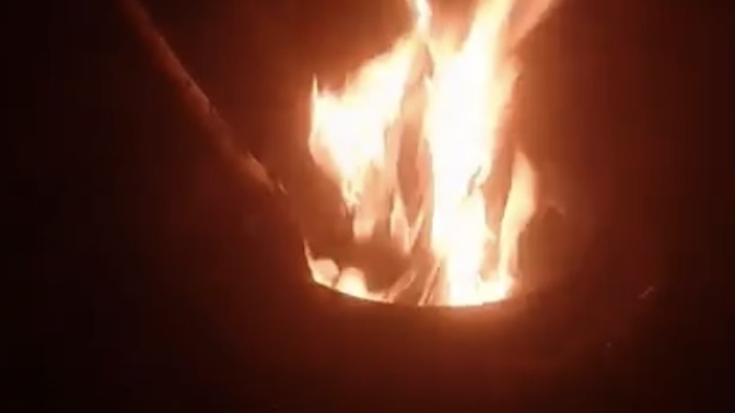 Gece gece Ateş yakılmış kamp ateşi severmisiniz?