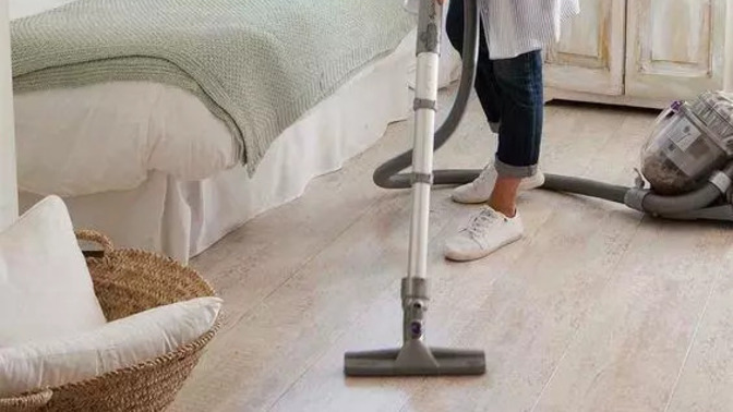 Evi süpürmek sence sabah mı daha kolay, akşam mı?