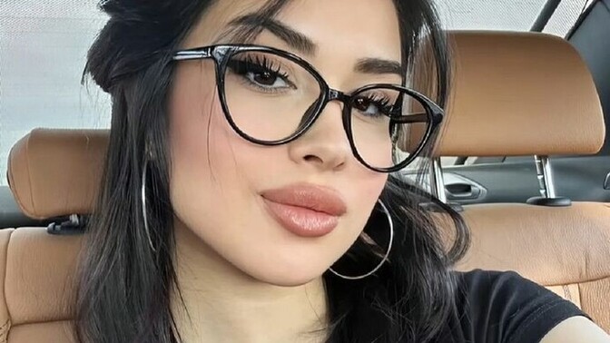 Gözlük her kadını çekici yapar mı?