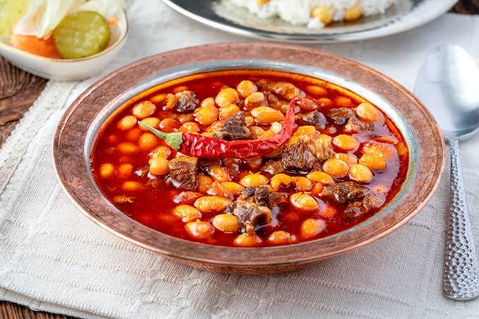 Sulu yemek denince aklına ilk hangi sulu yemek geliyor?