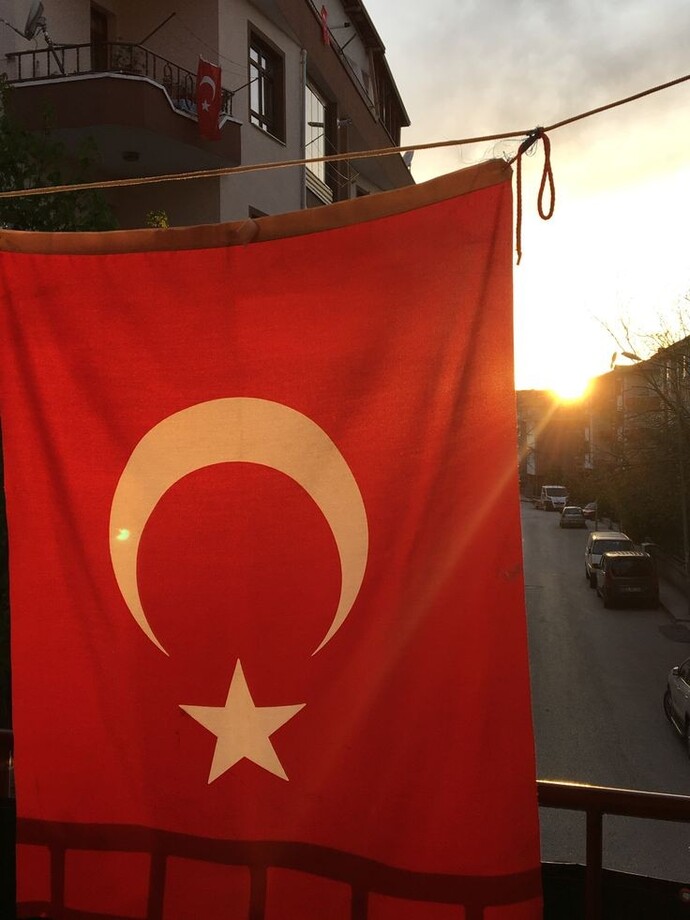 Bayraklar asıldı mı 🇹🇷?