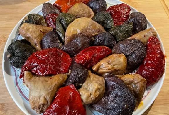 Türk mutfağının dünyaya kafa tutan lezzeti kuru dolma! Hangi sebze ile yapılan dolma sana hitap ediyor?