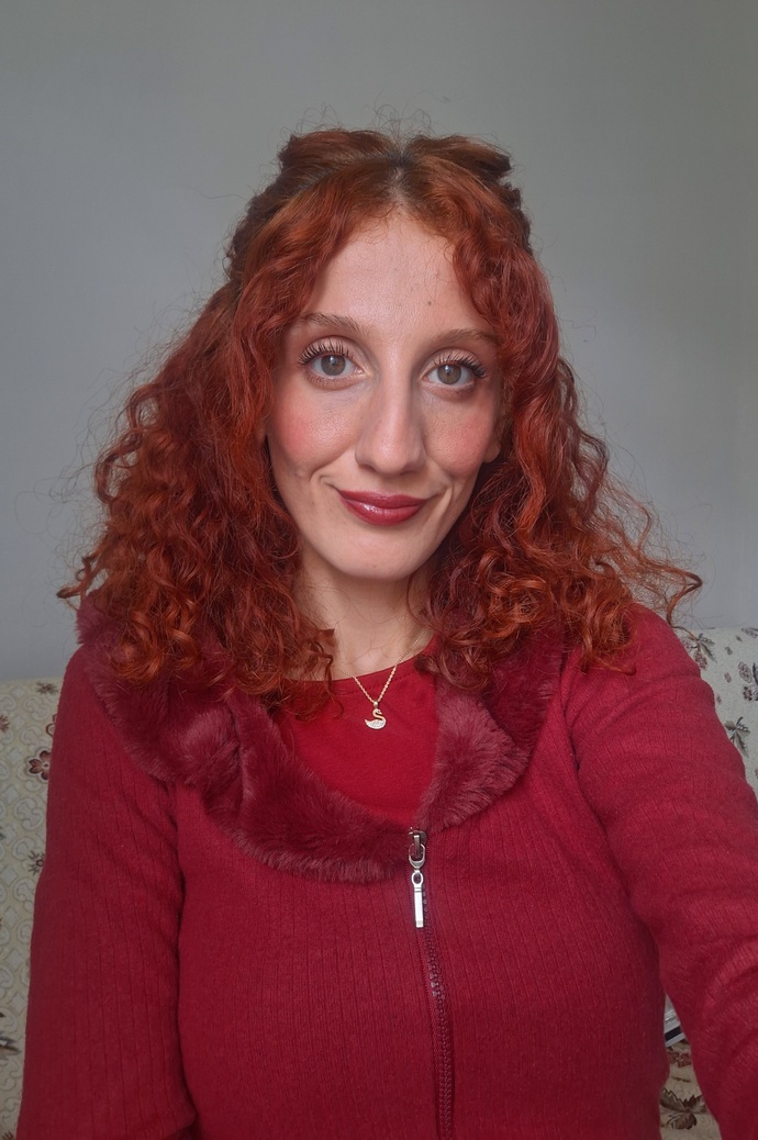 Selamlar bugün bordo giydim güzel olmuş mu?