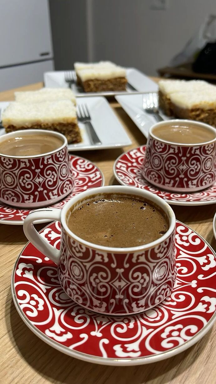 Yemekten sonra tatlı mı kahve mi?