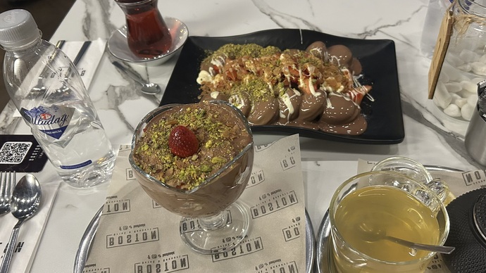 Sütlü tatlı mı şerbetli tatlı mı?