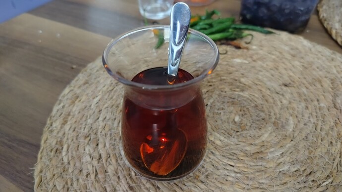 Son içtiğin şeyi seninle içseydim, ben ne içmiş olurdum?
