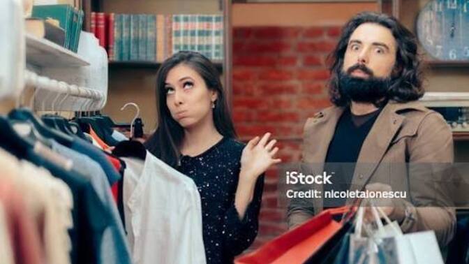 Angeblanc ile kiminle alışverişe çıkmanız gerektiğini söyleyelim mi?