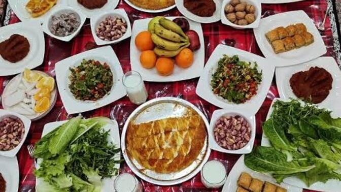 Misafirlikte ikram edilen her yemeği gönül rahatlığıyla yiyebiliyor musun?