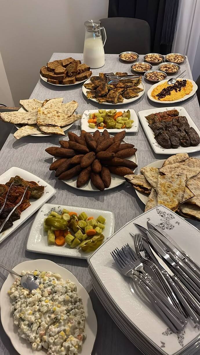 Size akşam yemeği hazırladım davet etsem gelir misiniz?