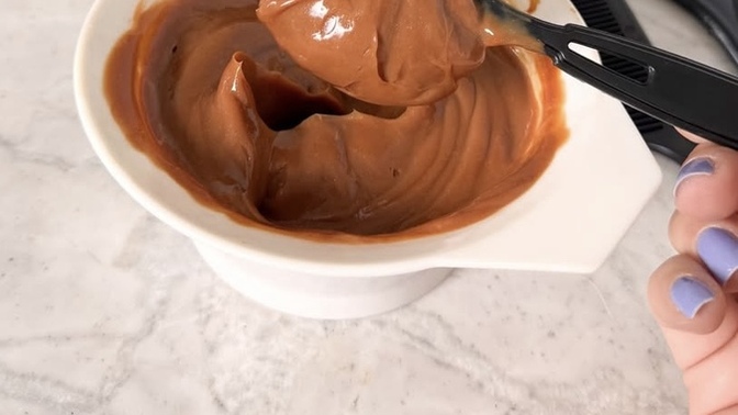Araba tamponunu boyatma fiyatından daha pahalıya saç boyatmamız hakkında ne düşünüyorsunuz? 😂?