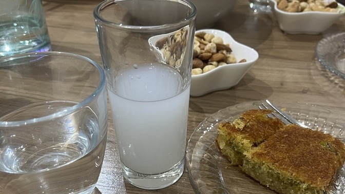 Rakı masasında ne tür meze tercih edersiniz?