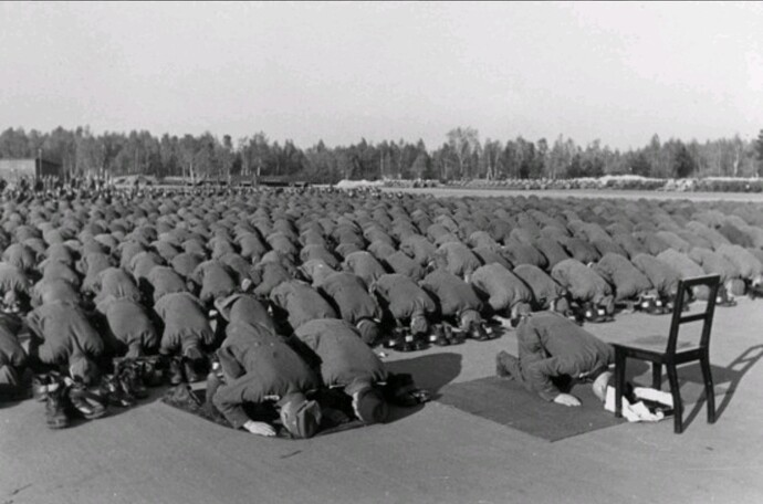Müslümanlar Adolf Hitleri neden destekledi?
