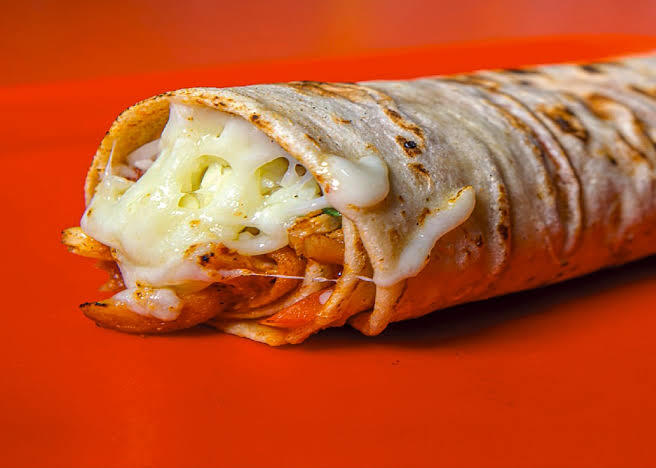 Kaşarlı tavuk döner yer misin?