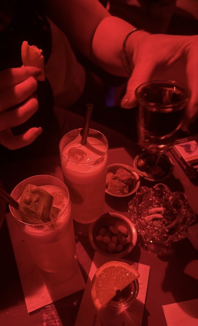 Seni kandırmak, aklını çelmek kolay mıdır?