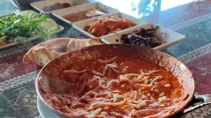 Menemen sever misiniz?