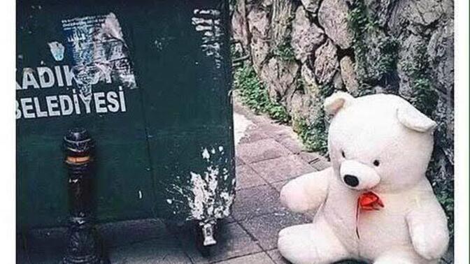 Ayrıldığınızda eski sevgilinizin size aldığı hediyeleri genelde ne yapıyorsunuz?