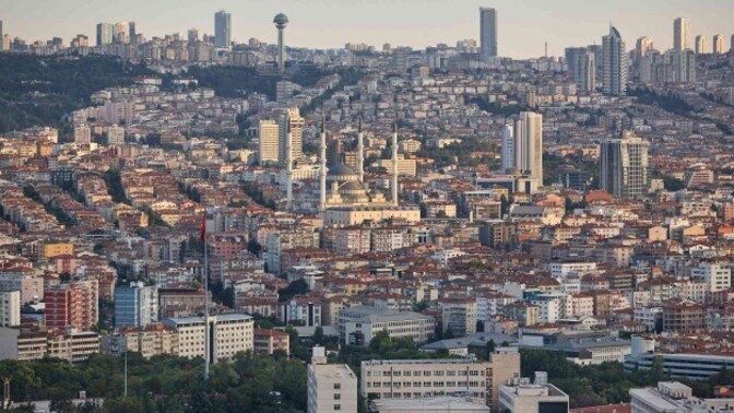 Sizce de  Ankara  çok sıkıcı ve boğucu bir şehir değil mi?