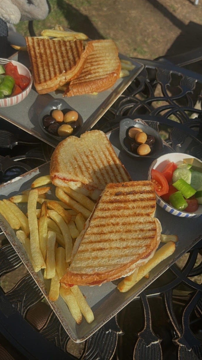 Karnınız acıkınca aklınıza gelen ilk yemek ne oluyor?