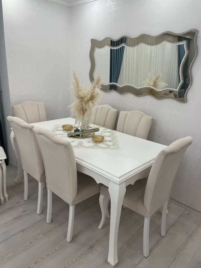 Masa sandalyede hangi renk daha kullanışlı?