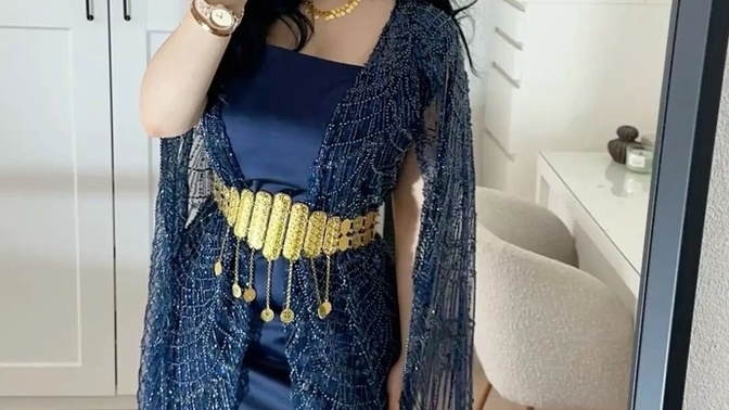 Bu elbise kız isteme için güzel mi?