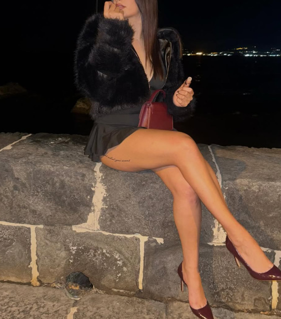 Bacak dövmesi zarif mi olmalı?