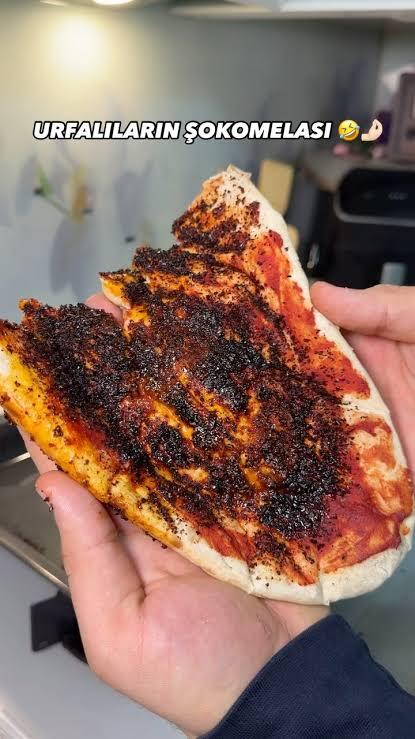 Çocukken hiç salçalı ekmek yediniz mi?