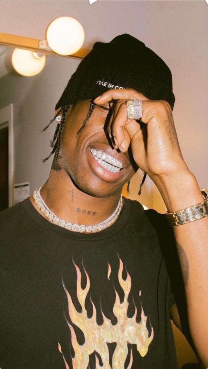 Travis🖤