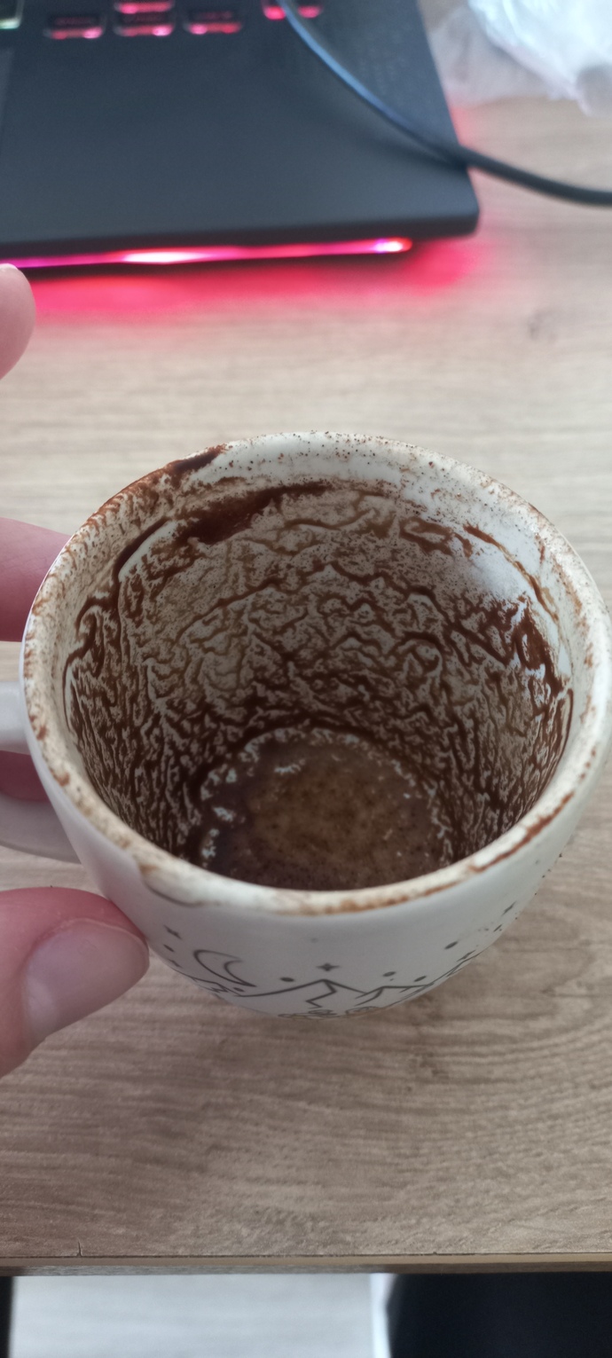Yine ben yine fal hsbsb. Falima bakacak var mi?