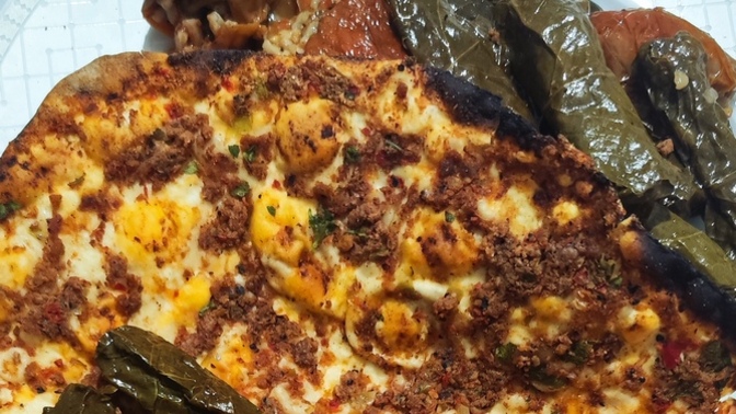 Yiyecekleri karıştırmayı seviyor musunuz lahmancun+sarma gibi hshshs?