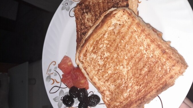 Kendime tost yaptım sizde tost severmisiniz?