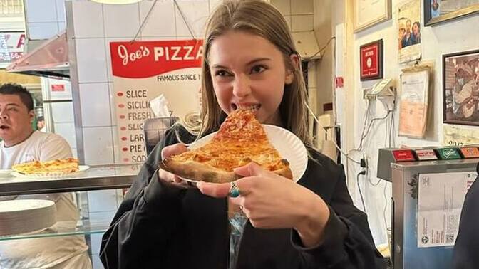 Pizza, pide ve lahmacunu elle mi yersiniz?