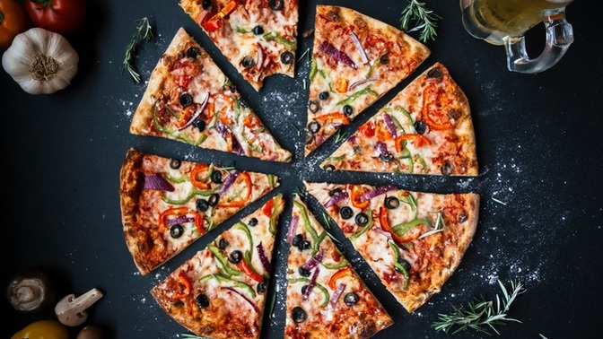Senin pizzanda hangi malzemeler olmazsa olmaz?