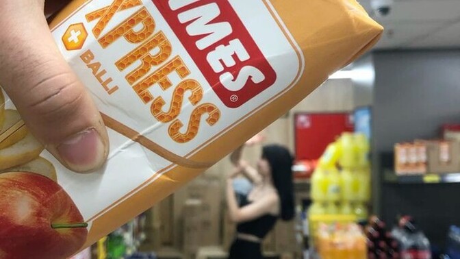 İyi düşün. En son neli meyve suyu içtin?