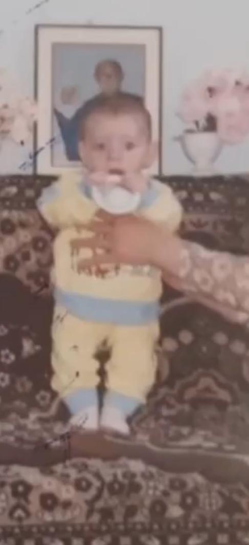 Cocuklugunuza ait resimleriniz var mi?