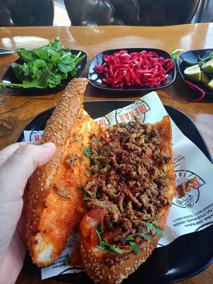 En çok sevdiğiniz ekmek arası lezzet nedir?
