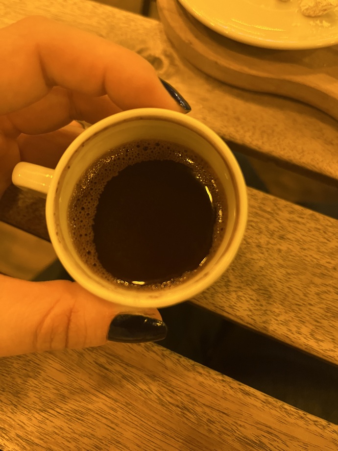 Kimler akşam kahvesi içmek ister?