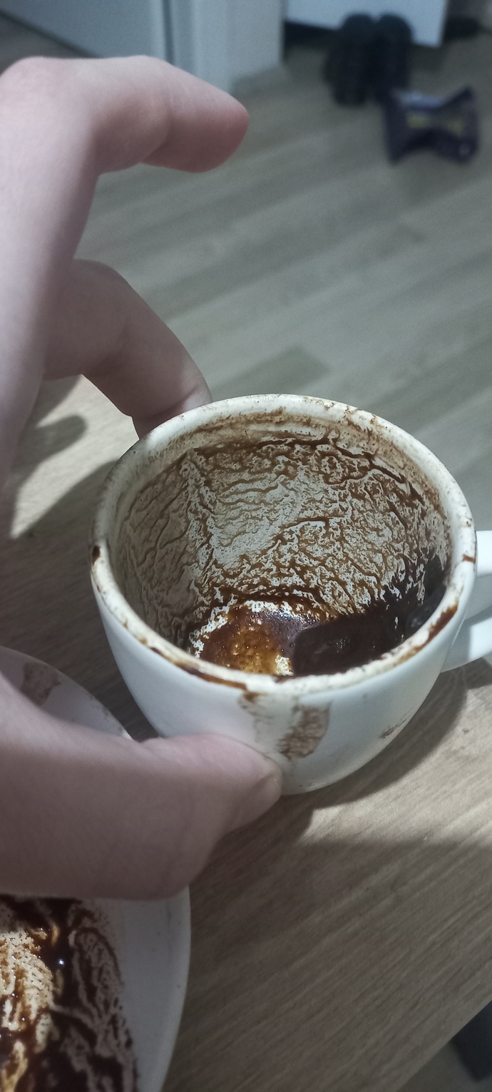 Kahve kahve bakan var mi? canım sıkıldı kahve baktirmak istedim?