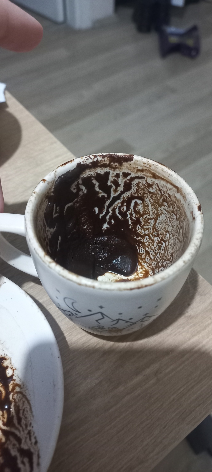 Kahve kahve bakan var mi? canım sıkıldı kahve baktirmak istedim?