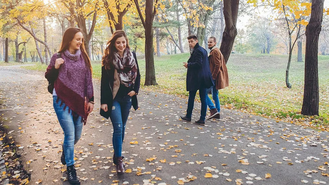 Sizi görmezden gelen karşı cins, ilgisini gizliyor olabilir mi?