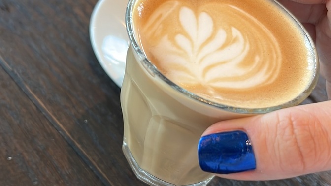 Öğlen kahveleri içildi mi aşkolar ☕️?