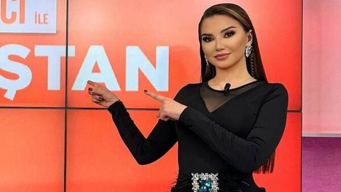 Esra ezmeci kalçasına sahip olmak ister miydiniz?