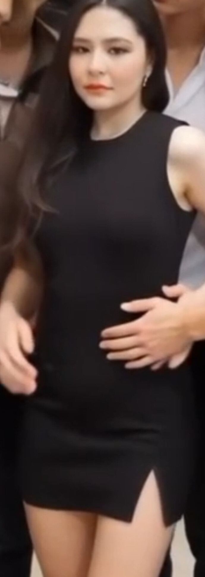 Bir ukraynalı Rus ya da  Polonyalı kadar güzel olmadığım için mi hiç sevilmedim?