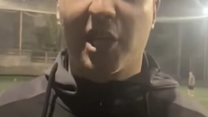 Parasız erkeği sadece annesinin seveceğinin kanıtı bu adam?