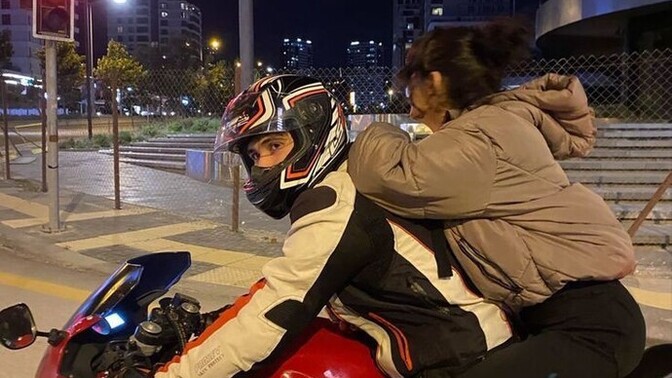 Motorda artçı olmak mı zor, sürücü olmak mı?