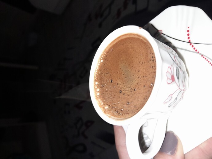 Akşam kahveleri içildi mi?